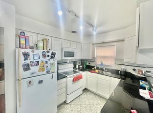 7509 N Claremont Ave #1, Chicago, IL 60645