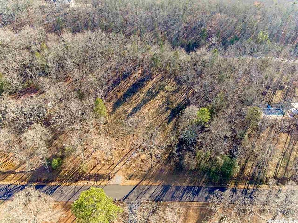1st image of 119 N Woodland Dr