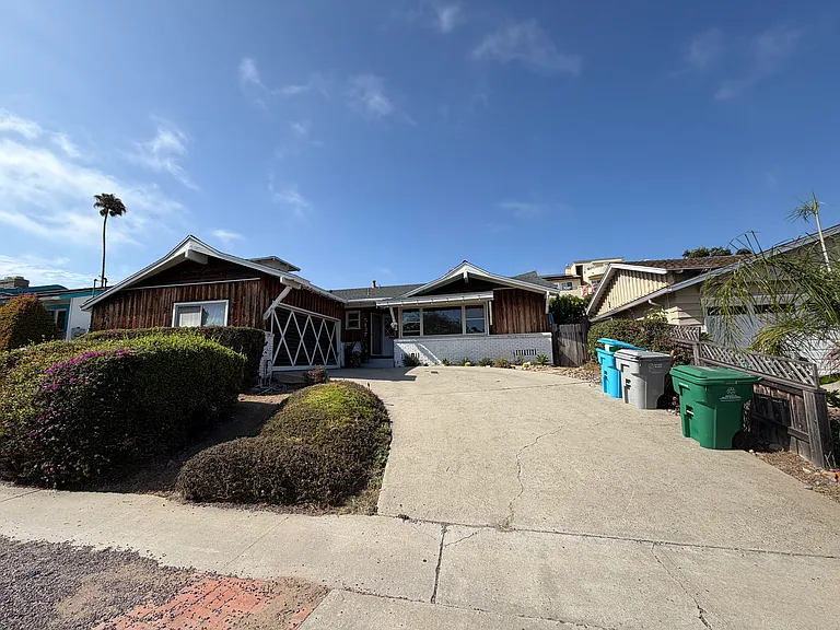 5137 Foothill Blvd — Photo 9