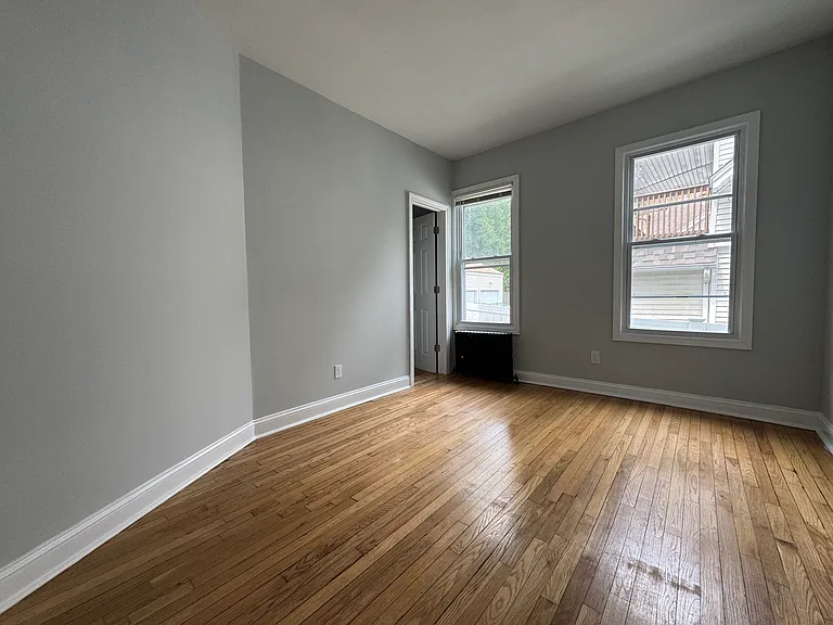 19 Orchard St #1A — Photo 11
