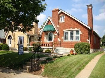 1st image of 6985 Hillsland Ave