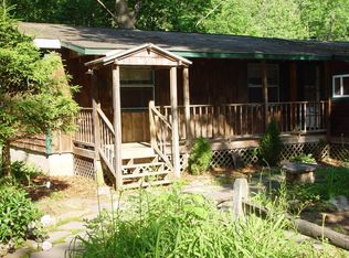 280 Edward Ln, Cresco, PA 18326