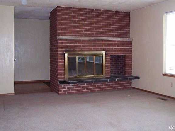 5th image of 3631 Long Lake Dr SE