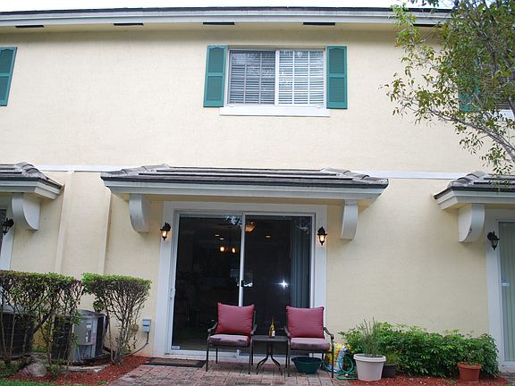 2nd image of 7720 Deercreek Ct