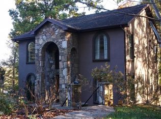 383 Lakeshore Rd, Bluff City, TN 37618