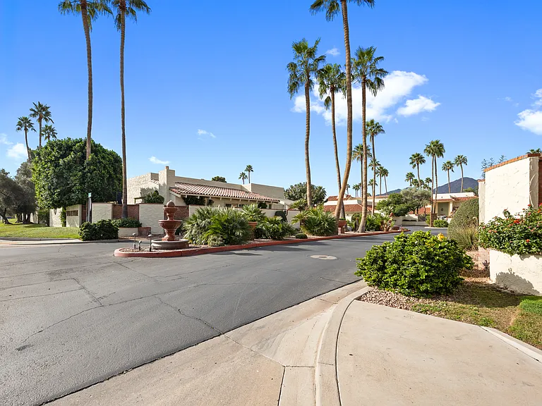 7118 E Buena Terra Way — Photo 34