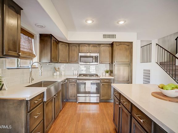 3rd image of 1067 N 158TH Avenue