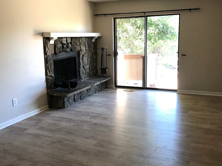 6545 Kalua Rd #301D — Photo 4