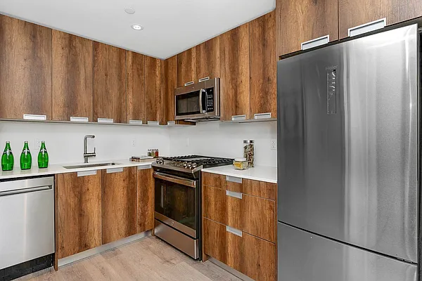 Rented by Oxford Property Group | media 17