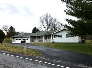 61 Frutchey Ct, Mount Bethel, PA 18343