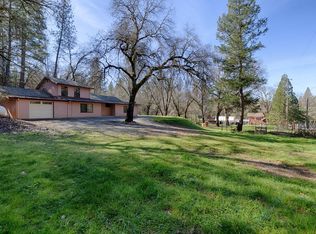 881 Livingston Rd, Meadow Vista, CA 95722
