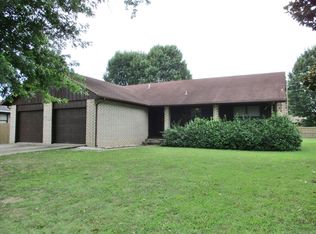 1202 Ross Pl, Tahlequah, OK 74464