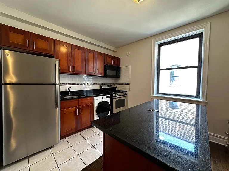 4760 39th Pl #4C — Photo 3