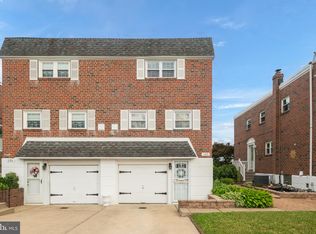 129 Ridgefield Rd, Philadelphia, PA 19154