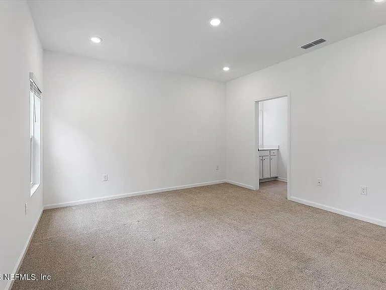 14220 Epply Dr — Photo 9