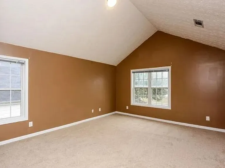 2295 Carlysle Cove Dr — Photo 12