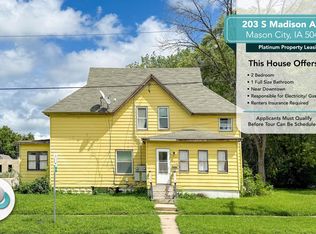203 S Madison Ave, Mason City, IA 50401