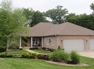 1445 Ashfield Glen Ct, O'Fallon, IL 62269