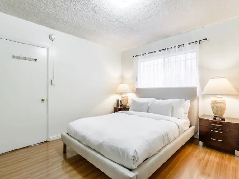 2618 Ellendale Pl — Photo 25