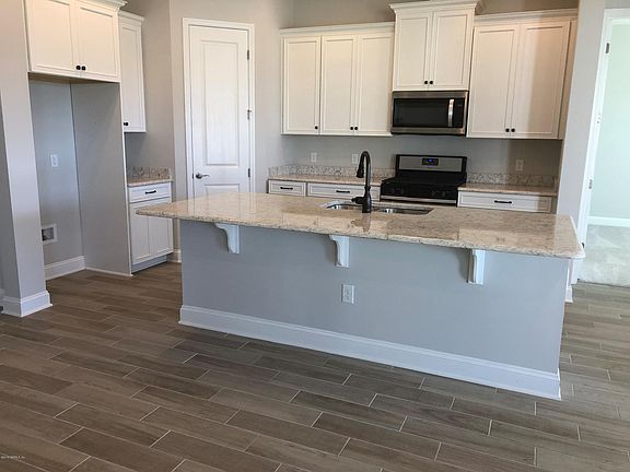 4th image of 203 Rawlings Dr