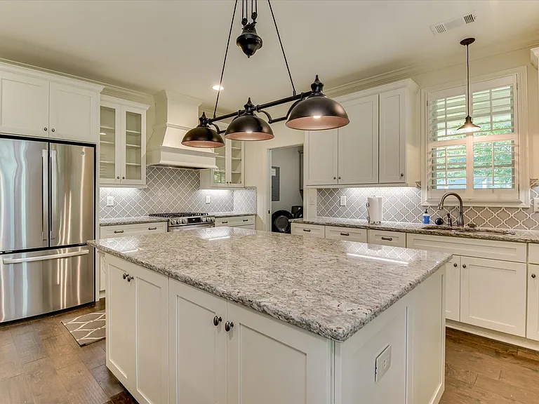 108 Tremont Dr — Photo 5
