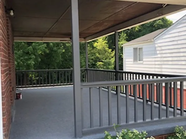 1424 Dupont St, Conway, PA 15027
