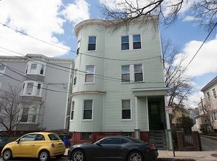 7 Kinnaird St #2, Cambridge, MA 02139