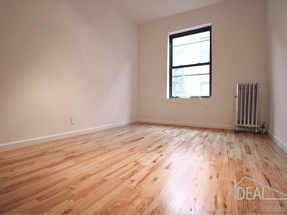 2nd image of 446 Saint Johns Pl APT 1C