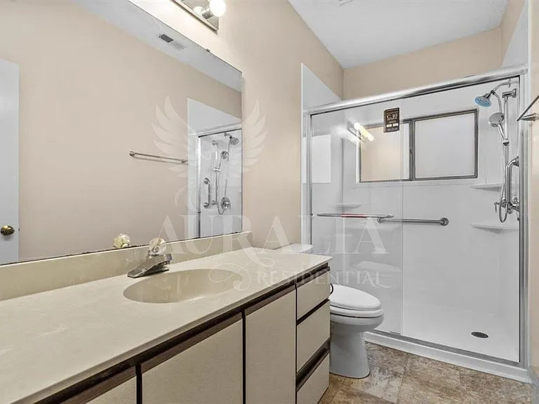 6121 Sunpointe Dr #103 — Photo 15