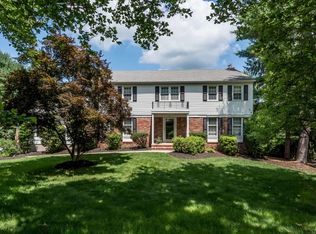 20 Canterbury Way, Morristown, NJ 07960