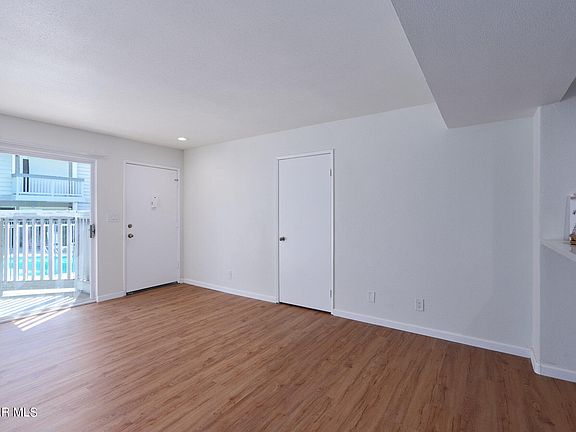 5th image of 9714 Sepulveda Blvd Unit 114