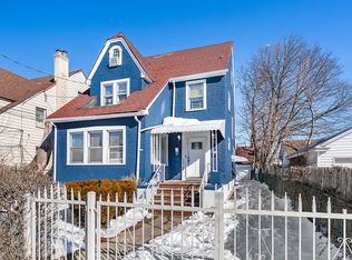 109-49 215th St #2FAM, Queens Village, NY 11429