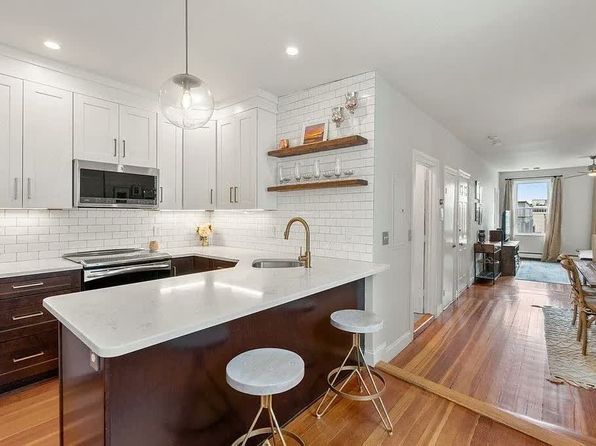 58 Myrtle St APT 5