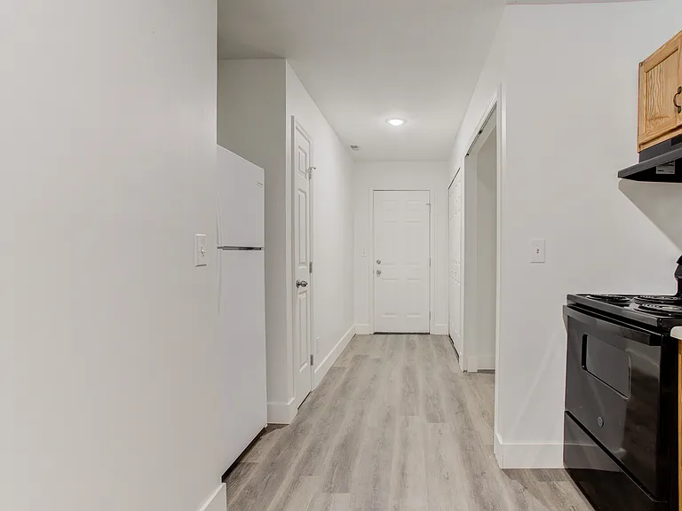 165 Westhaven Dr — Photo 5