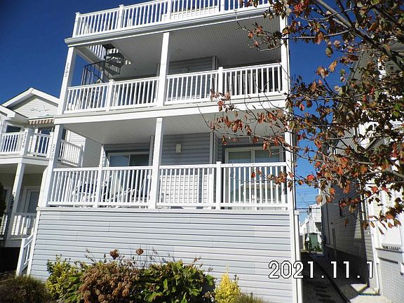 4th image of 2322 Asbury Ave Floor 2