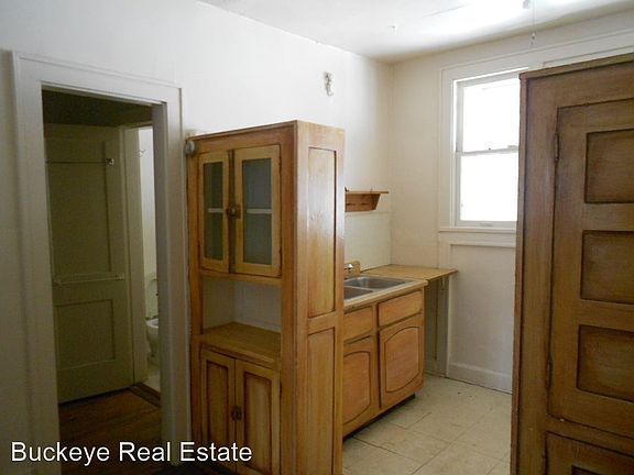 5th image of 164 1/2 W Northwood Ave #5320002