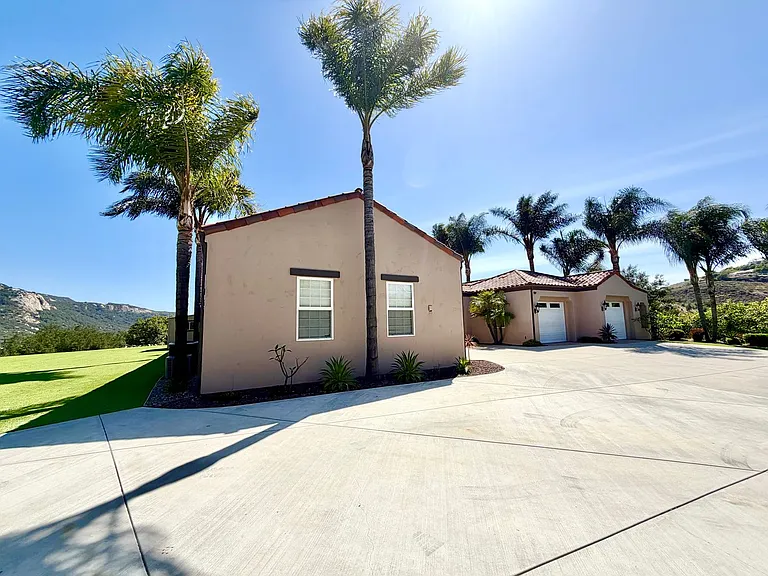 29165 Ridgeline Ct — Photo 3
