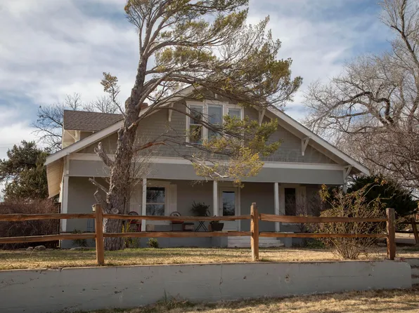 1005 Lion St, Miami, TX 79059