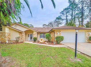 150 Belleaire Dr, Palm Coast, FL 32137