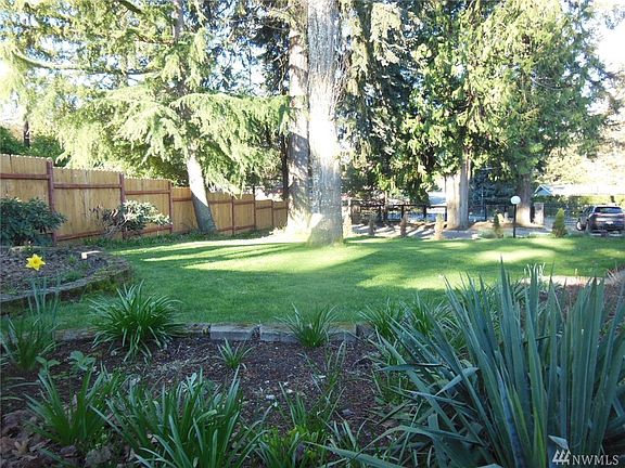 3rd image of 6541 95th St SW