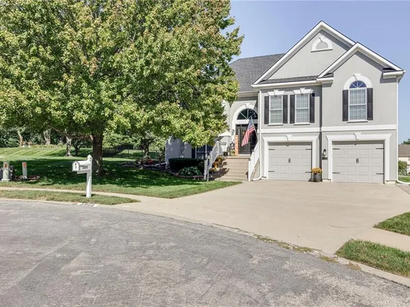 3505 London Ct, Saint Joseph, MO 64506