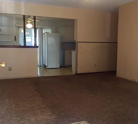 3rd image of 600 Woodland Way