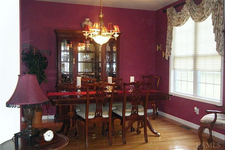 33 Valimar Blvd, White Plains, NY 10603 Zillow