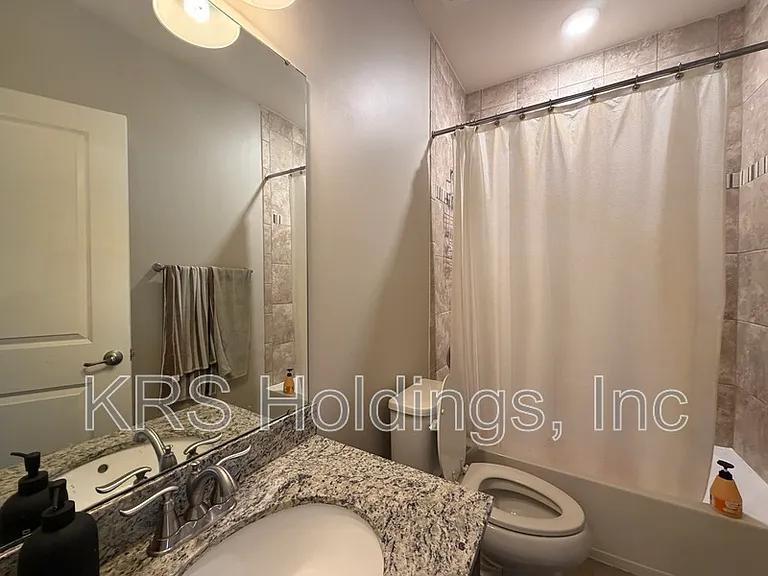 308 Covington Dr — Photo 9