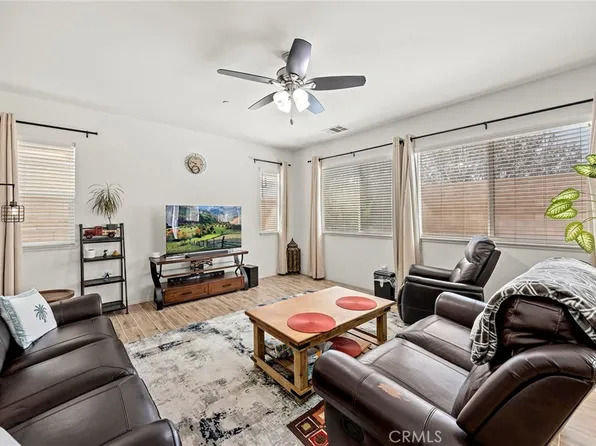 15237 Brookstone St, Fontana, CA 92336