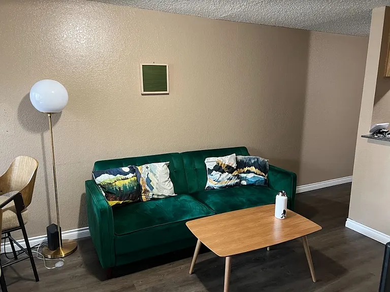 Westwood Apartments — Photo 20