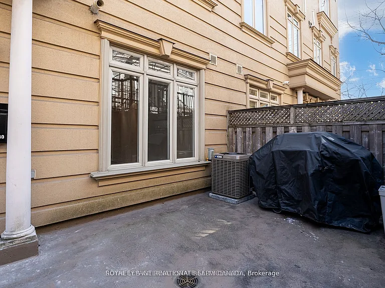80 Carr St #Townhouse 31 — Photo 23