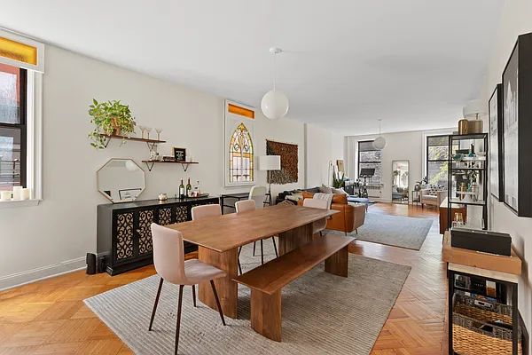 Rented by Douglas Elliman | media 14