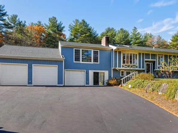 413 Hill Farm Rd, Coventry, RI 02816