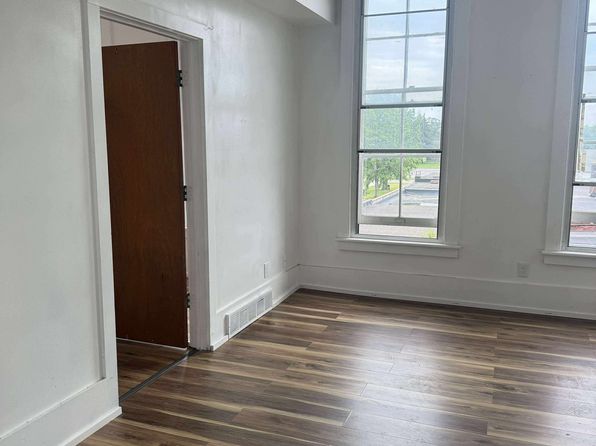 127-2 Central Ave #127-2